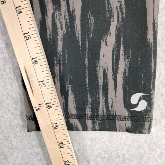 Soffe NWT Leggings Womens Size Large Black Gray Zebra Low Rise Capri Length - Picture 6 of 11